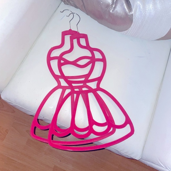 Set of 2 Hangers - Picture 1 of 5